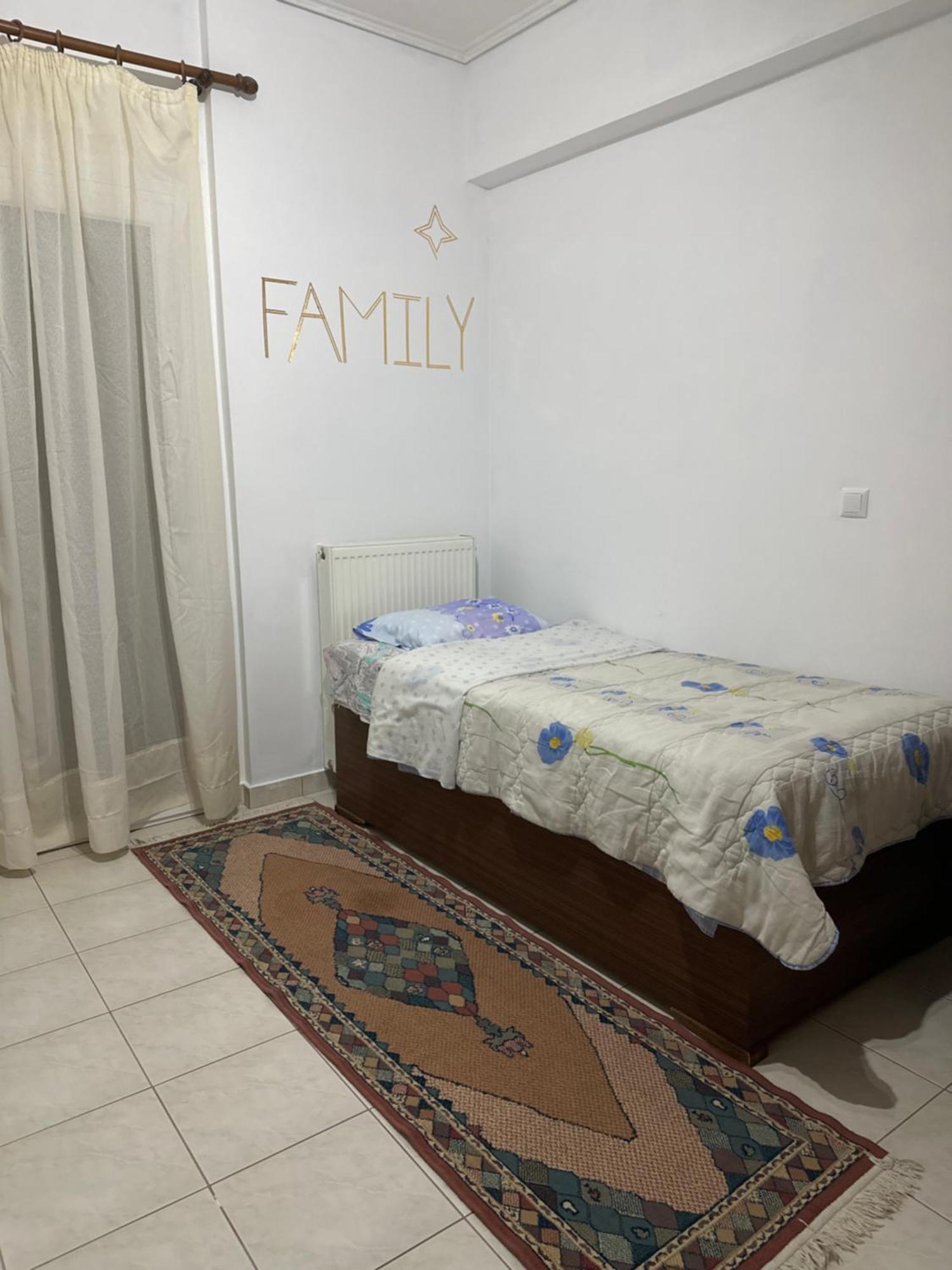 Kiato Downtown Apartment Luaran gambar