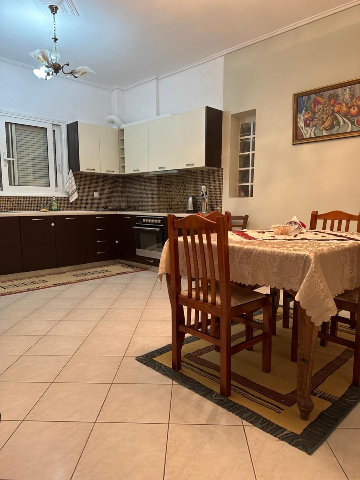 Kiato Downtown Apartment Luaran gambar